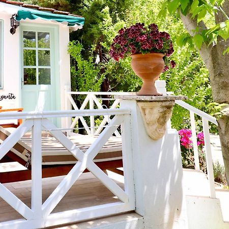 Kemerbag 29 Guest House Bozcaada Bagian luar foto