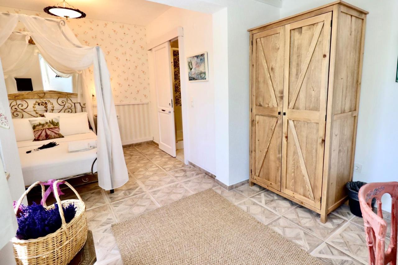 Kemerbag 29 Guest House Bozcaada Bagian luar foto