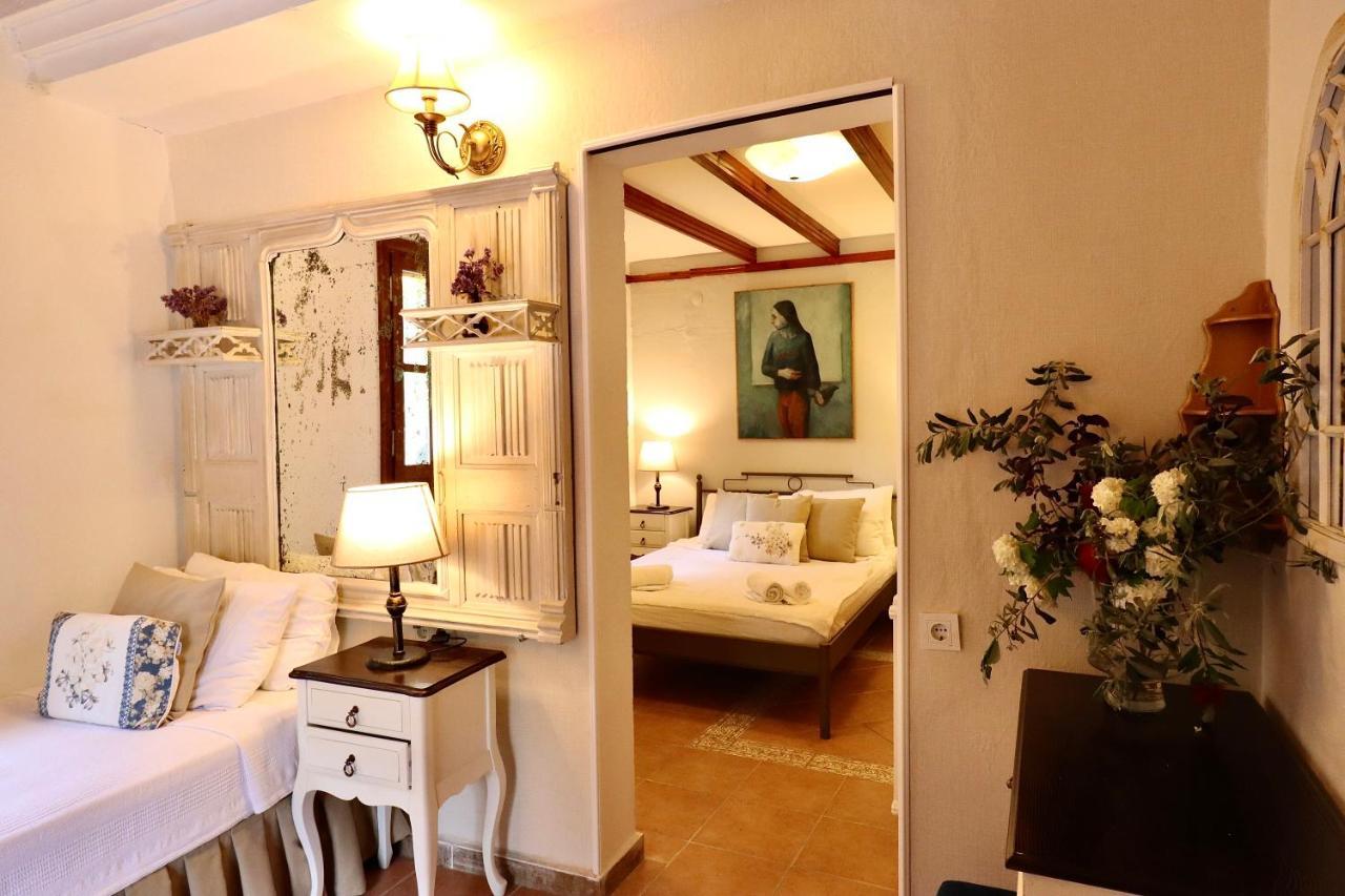 Kemerbag 29 Guest House Bozcaada Bagian luar foto