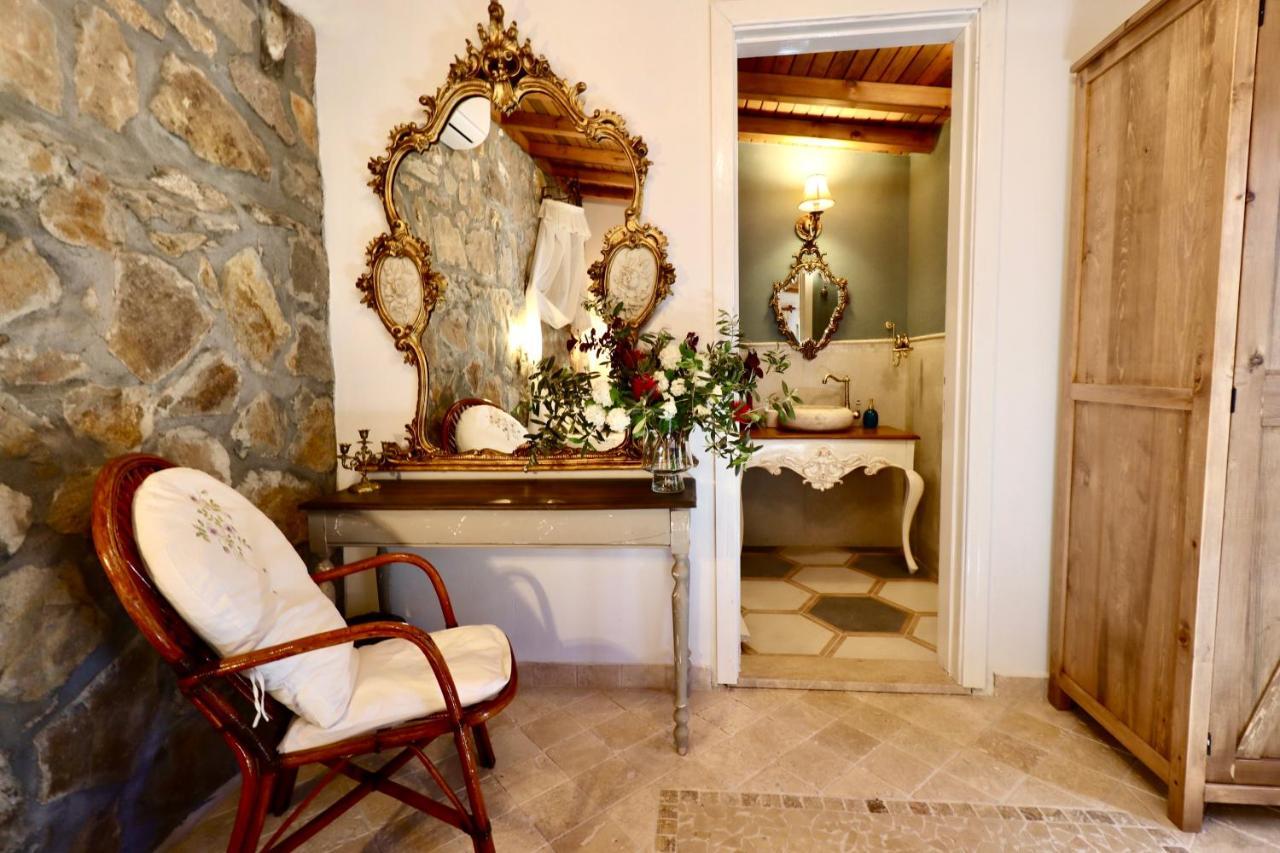 Kemerbag 29 Guest House Bozcaada Bagian luar foto
