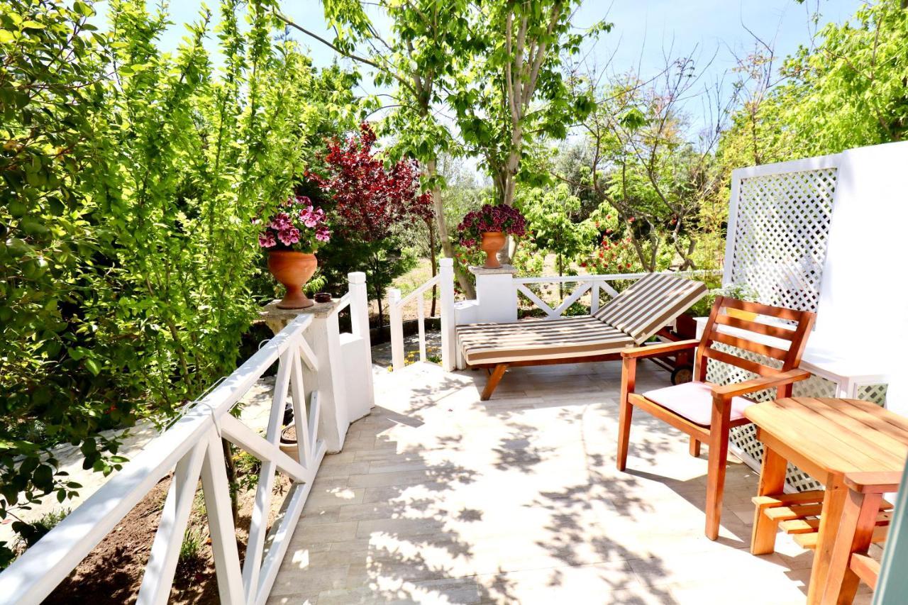 Kemerbag 29 Guest House Bozcaada Bagian luar foto